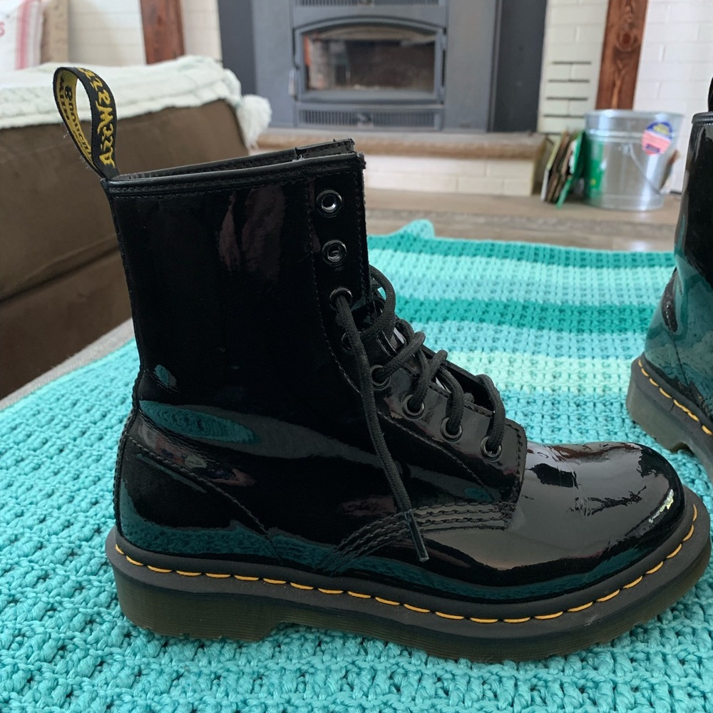 Dr martens patent boot
